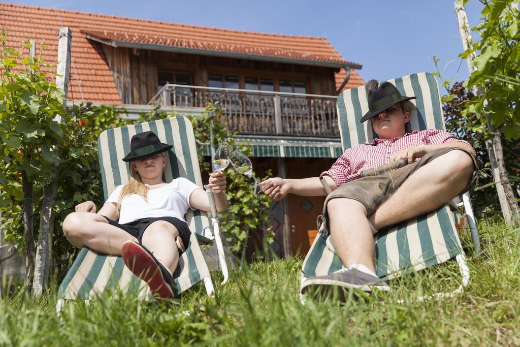 Kultur Weingut Kästenburg Ratsch an der Weinstraße Exterior foto