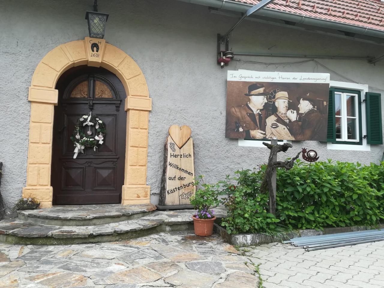 Gasthaus Kultur Weingut Kästenburg Ratsch an der Weinstraße Exterior foto